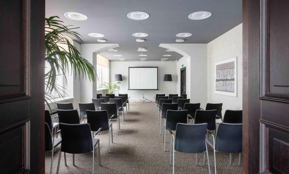 Amaryllis — Conference hall with complete technical equipment and adjustable lighting